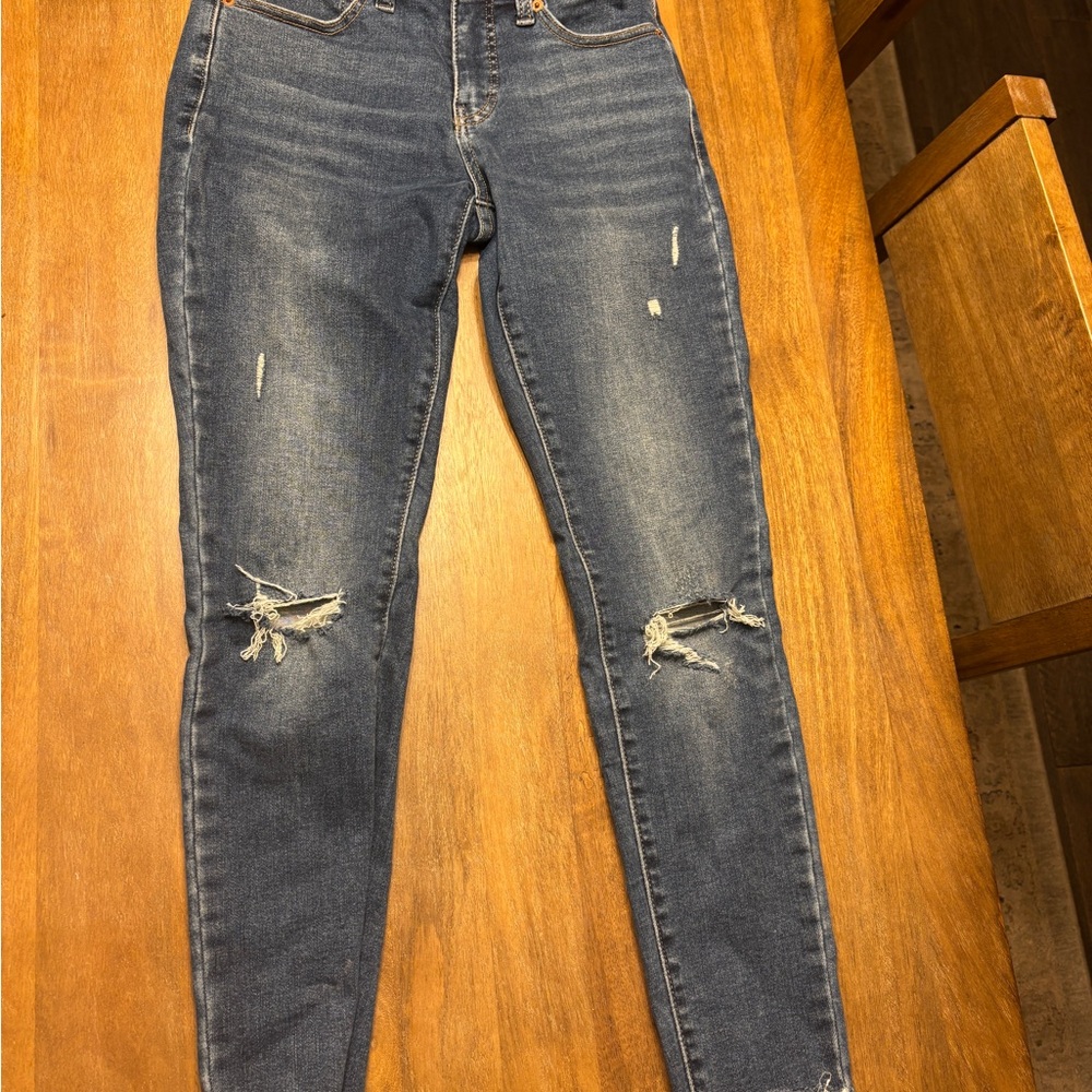 Lucky Jeans. Ava